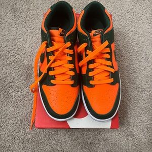 Dunk low Miami Hurricane